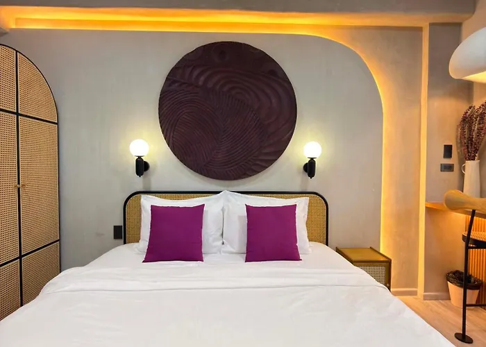 Modern End Unit In Edsa Mandaluyong